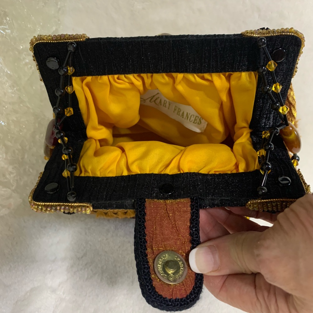 Mary Frances Beaded Quilted Evening Hand Bag - Picture 6 of 9